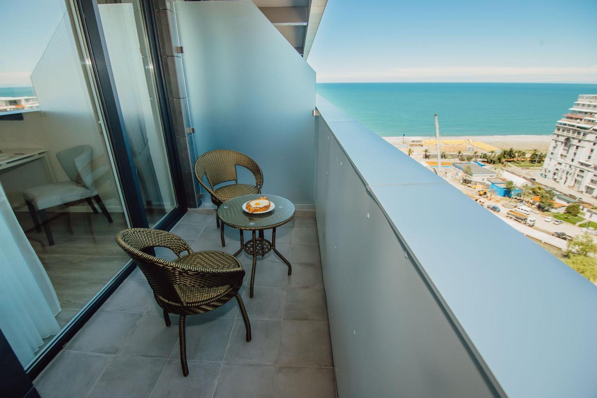 Batumi Deluxe Apartments Luaran gambar